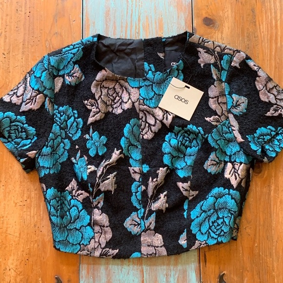 ASOS Cropped Top. Beautiful floral print. Size 4. - Picture 1 of 7